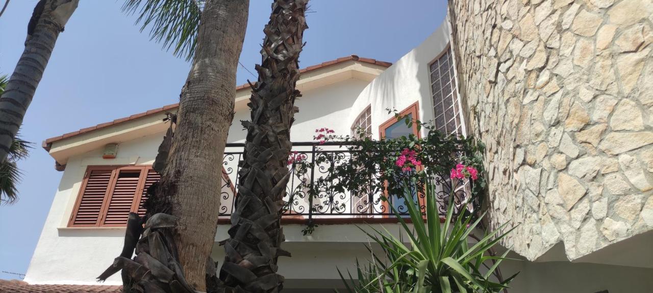 Casa Di Lu' Floridia Exterior foto