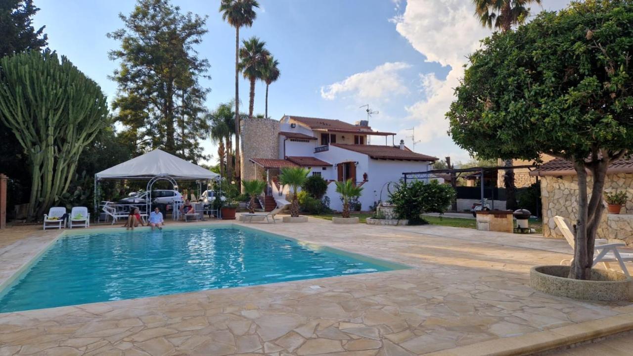 Casa Di Lu' Floridia Exterior foto